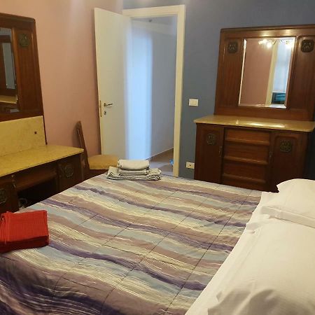 شقة Casa Florine فينالي ليغوري المظهر الخارجي الصورة