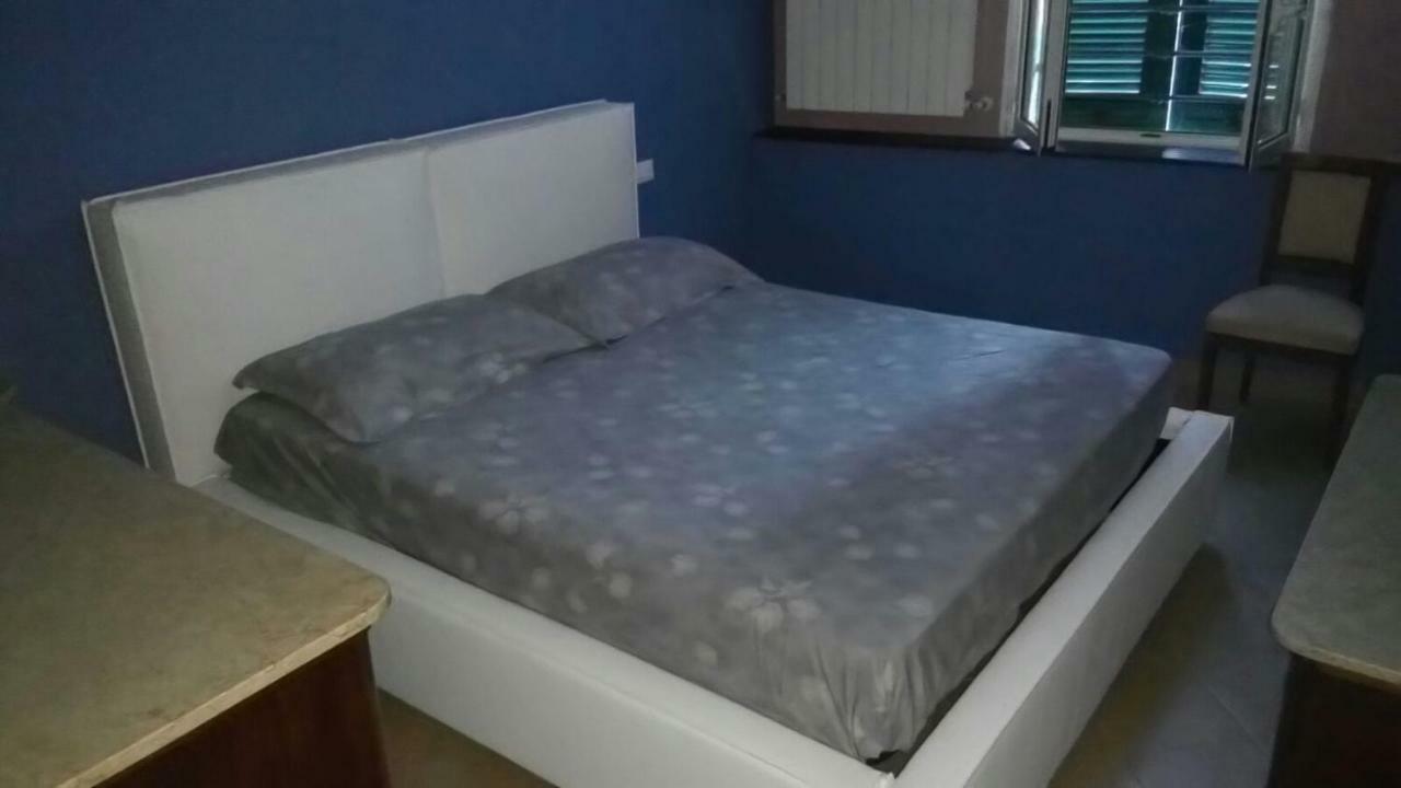 شقة Casa Florine فينالي ليغوري المظهر الخارجي الصورة
