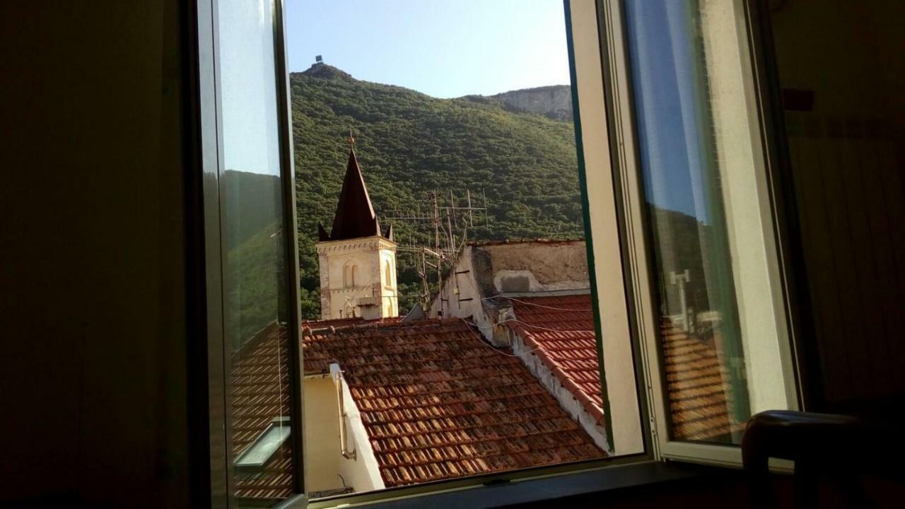 شقة Casa Florine فينالي ليغوري المظهر الخارجي الصورة