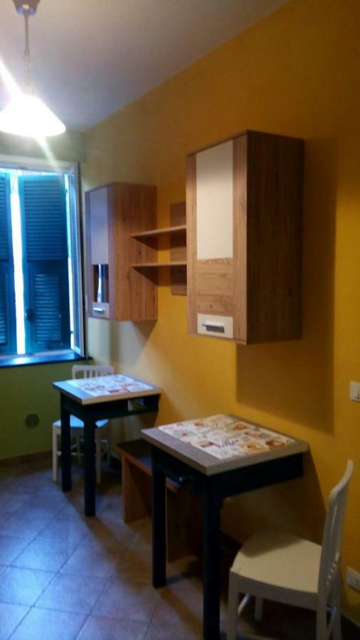 شقة Casa Florine فينالي ليغوري المظهر الخارجي الصورة